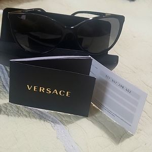Versace black sunglasses women's gorgeous with warranty